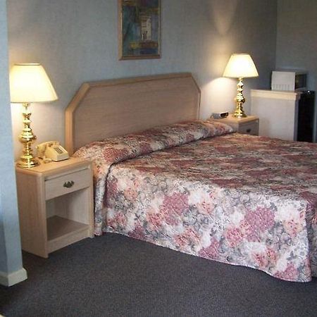 Celebration Inn Lewisburg Exteriör bild