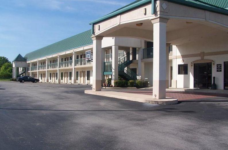 Celebration Inn Lewisburg Exteriör bild